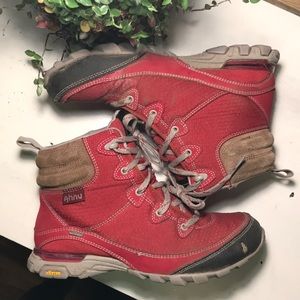 Ahnu Sugarpine Waterproof Hiking Boots SZ 6